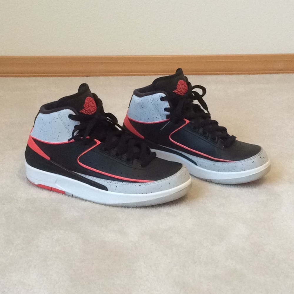 Jordan 2 Retro ‘Infrared 23’